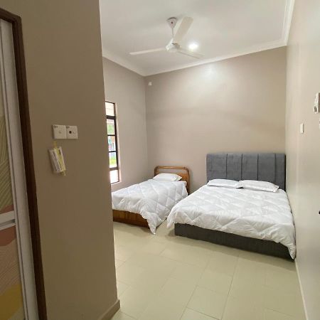 Sasuka Guesthouse Marang Eksteriør bilde