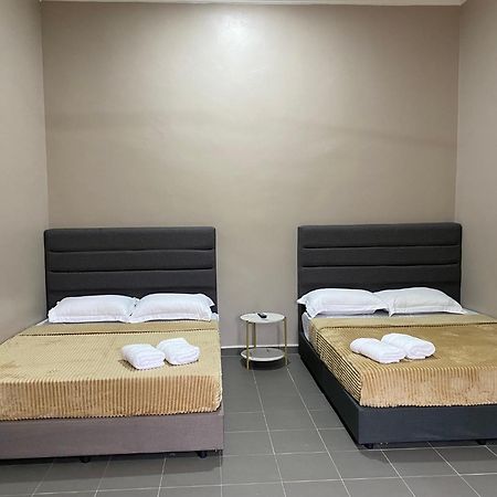 Sasuka Guesthouse Marang Eksteriør bilde