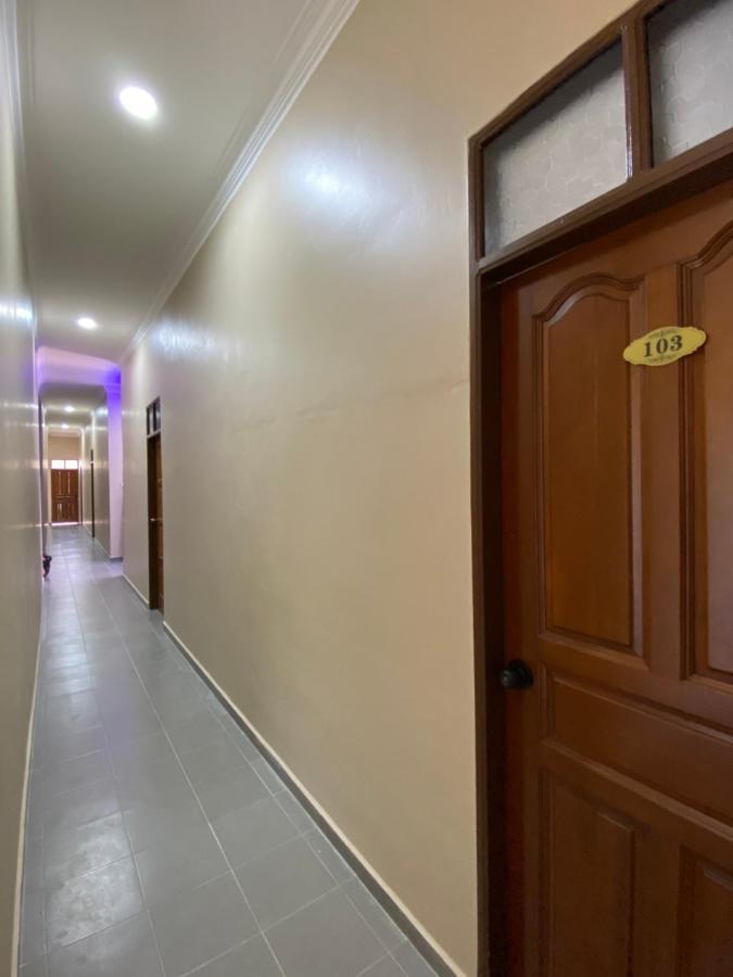 Sasuka Guesthouse Marang Eksteriør bilde
